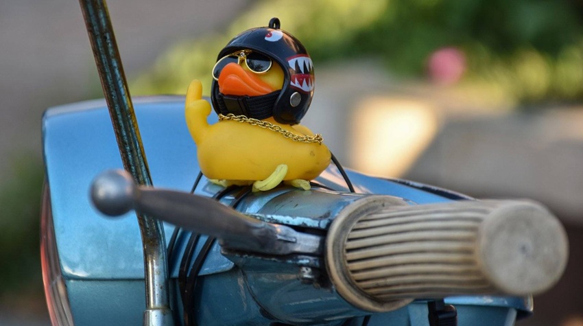 LJUBAV PREMA VESPI SPAJA GENERACIJE I NACIJE